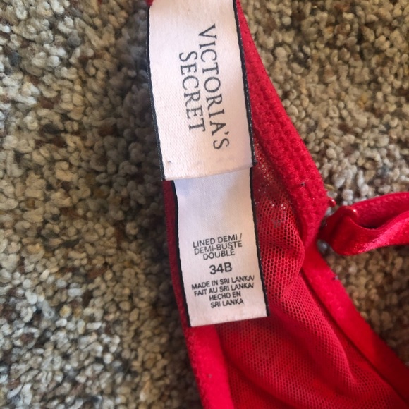2/$25 Victoria’s Secret Push-Up Bra - Picture 2 of 2